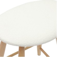 Комплект от 2 ниски бар стола тип табуретки в стил Mid-Century Modern от масивно каучуково дърво в натурален цвят и бяло букле