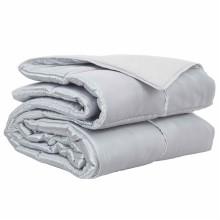 Зимна олекотена завивка Silky Comfort с полиестерен пълнеж, 300 г/м², сребриста
