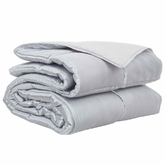 Зимна олекотена завивка Silky Comfort с полиестерен пълнеж, 300 г/м², сребриста