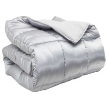 Зимна олекотена завивка Silky Warm с полиестерен пълнеж, 450 г/м², сребриста