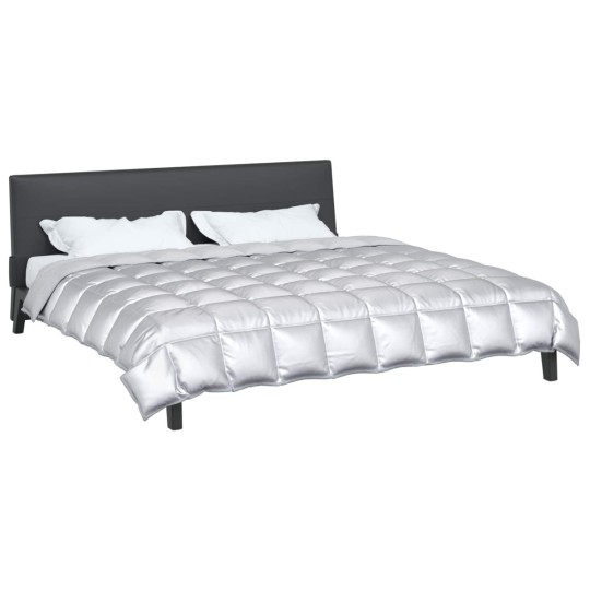 Зимна олекотена завивка Silky Warm с полиестерен пълнеж, 450 г/м², сребриста